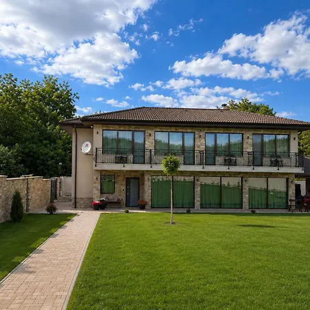 Gracia House