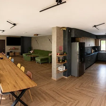 Gracia House * Mogilovo