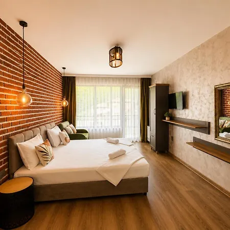 Gracia House *