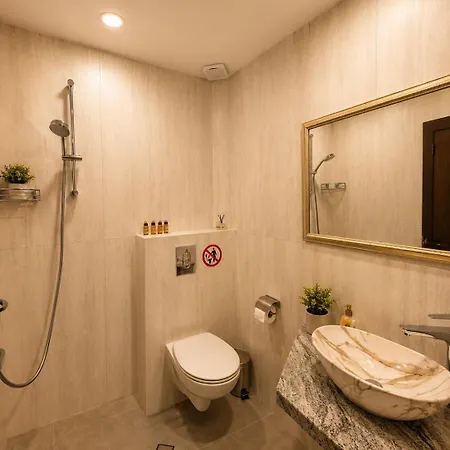Gracia House Vila *